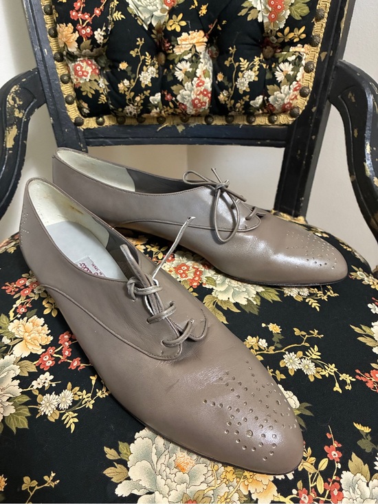 Pappagallo Shoes - NWOB Vintage Pappagallo Made in Spain Taupe Leather Lace-Up Oxfords
